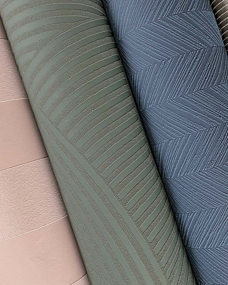 EDGE er en klassisk tapetkollektion, hvor taktile effekter og stofflighet skaber et distinktivt udtryk. Med tidløse farver og nordisk minimalisme, kan du vælge mellem 30 farver fordelt på 6 ulige designs. EDGE kollektionen er inspireret af den urbane livstil.