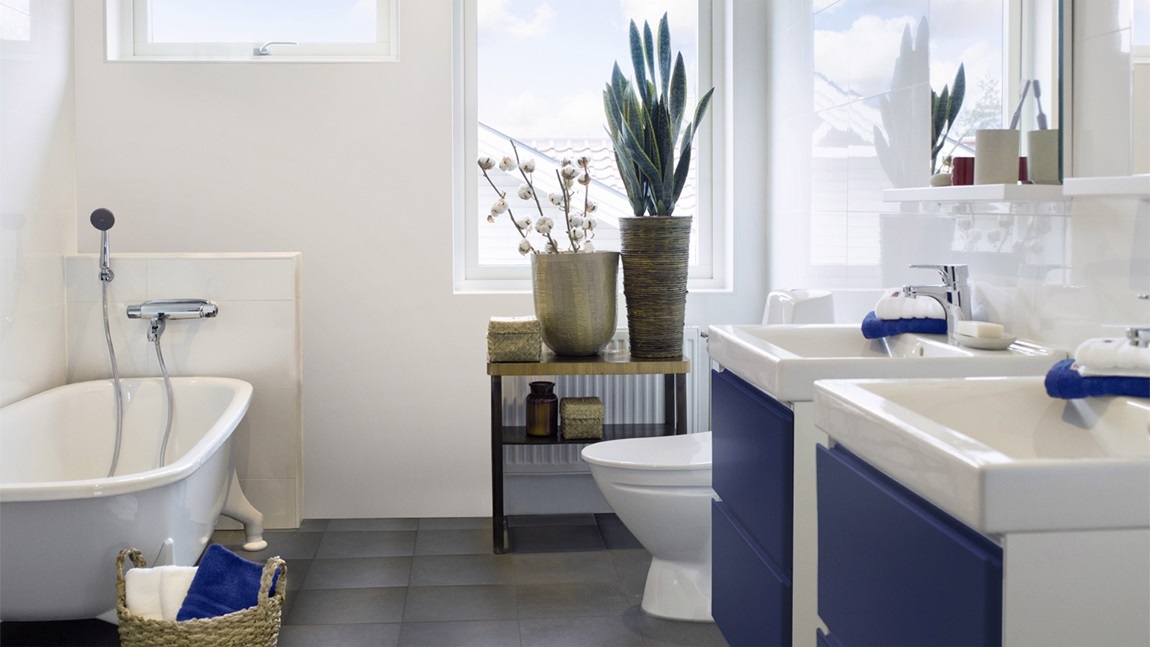 Badeværelset før vi farvesatte det